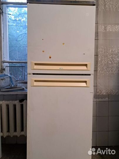 Холодильник бу