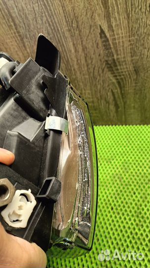 Фара передняя правая Volkswagen Passat B5