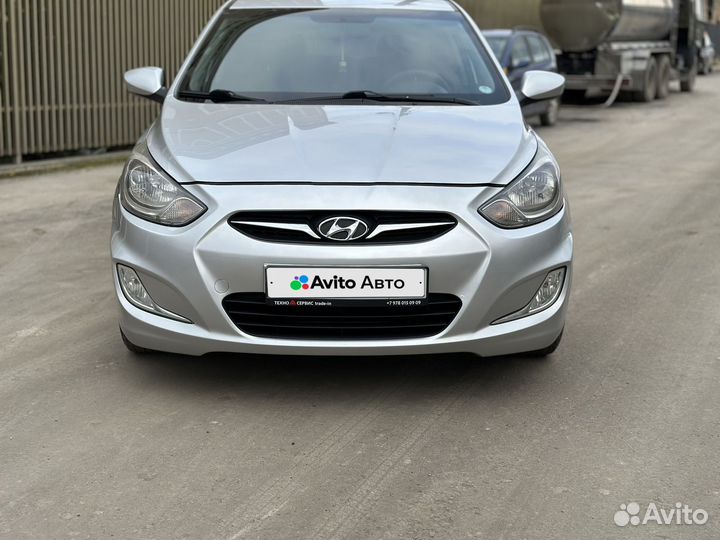 Hyundai Solaris 1.4 AT, 2012, 132 050 км