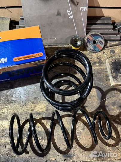 Пружины подвески, передние Nissan Sunny/Almera
