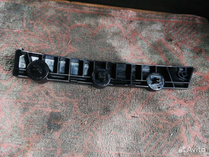 Кронштейн бампера Ниссан X-Trail T32