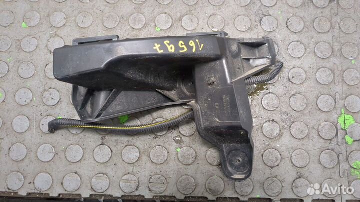 Кронштейн бампера Buick Regal 2017, 2018