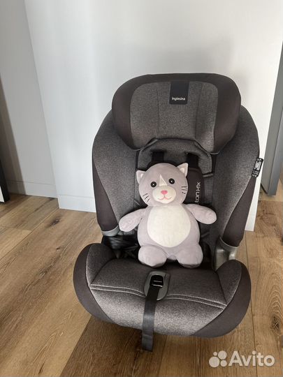 Inglesina newton автокресло