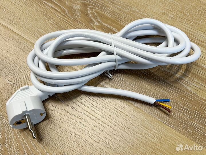 Электрический кабель с вилкой Schuko