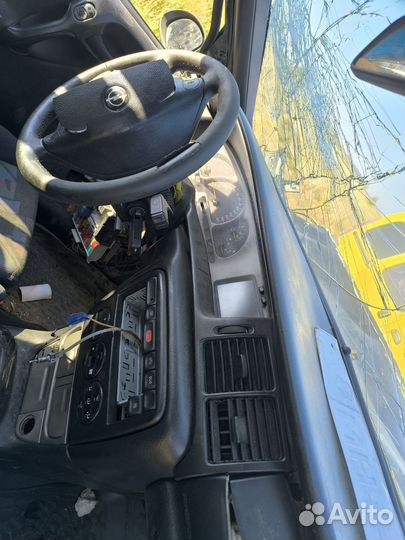 Запчасти на opel vectra b