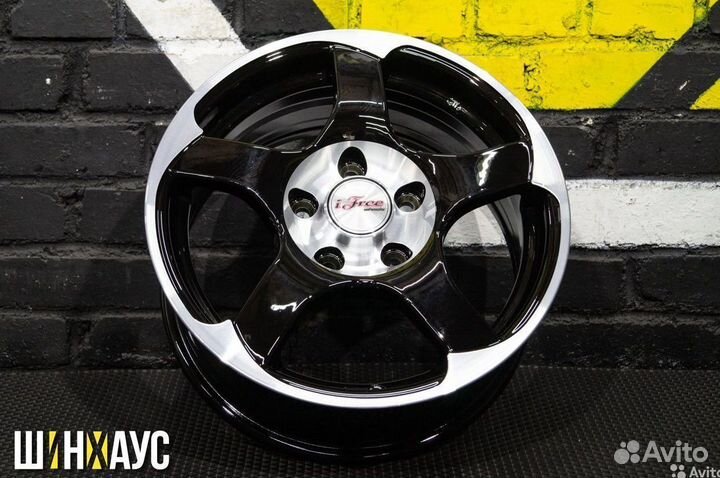 Новые диски 15 iFree 5x112 на Audi A4 B6 Y261