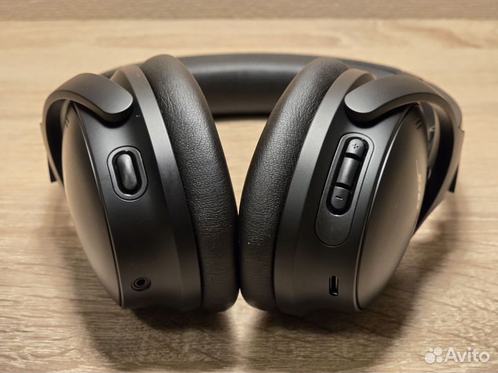 Беспроводные наушники Bose QuietComfort SC