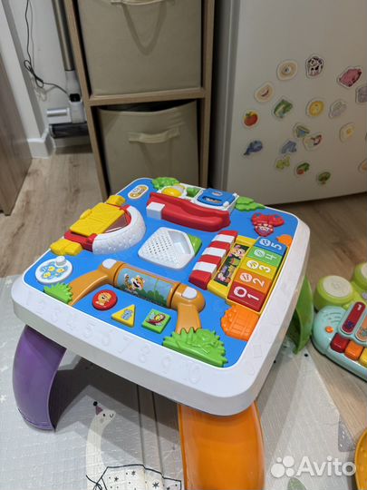 Развивающий столик fisher price