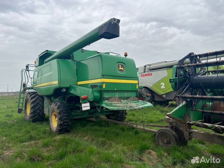Комбайн John Deere W650, 2011
