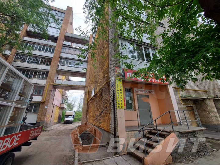 Помещение, 107 м² с двумя входами