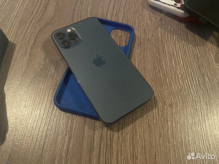 iPhone 12 Pro, 256 ГБ