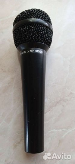 Микрофон Behringer