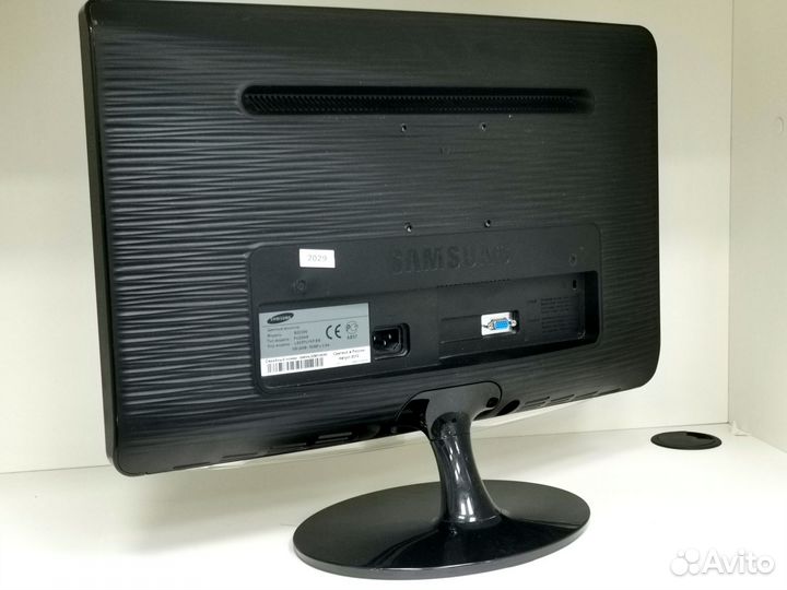 Монитор Samsung B2230N