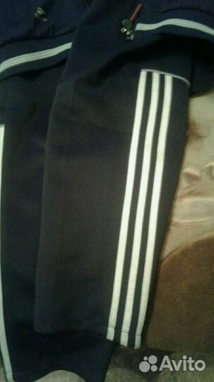 Костюм спортивный