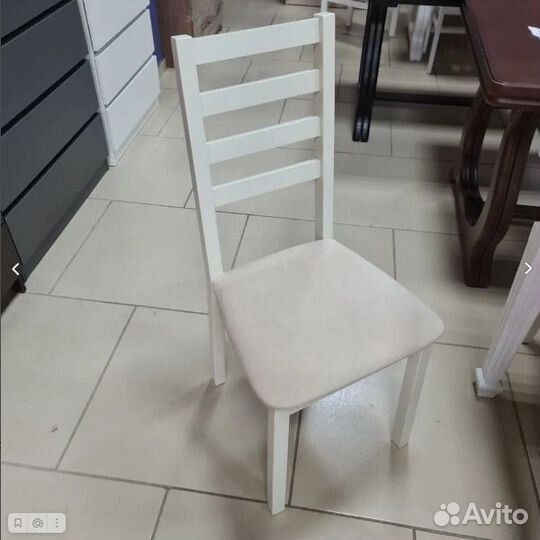Стулья новые