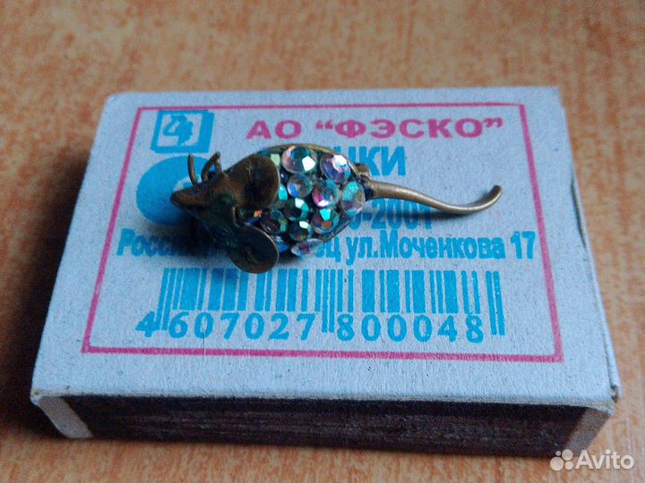 Старинная брошь мышка, Англия