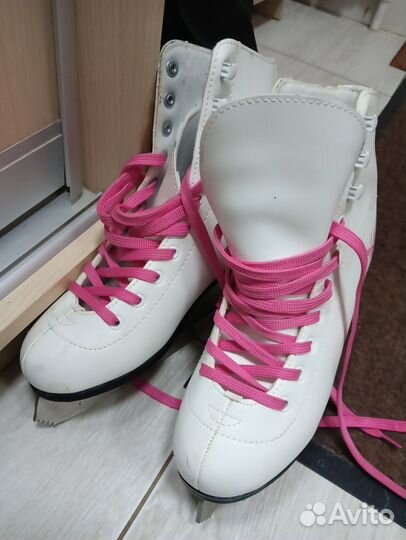 Коньки фигурные