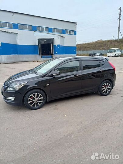 Hyundai Solaris 1.4 AT, 2014, 195 000 км