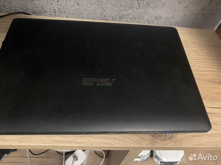 Ноутбук asus