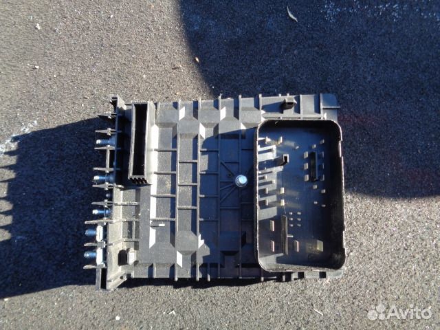 Блок предохранителей Volkswagen Golf 5 1K 1K0937125