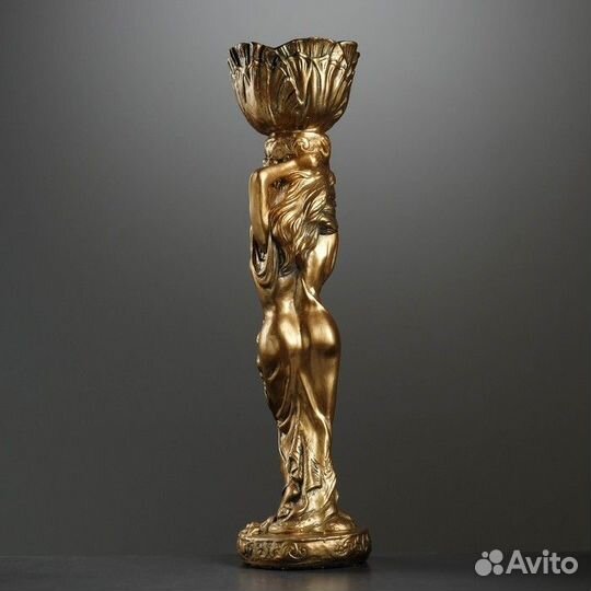 Фигура 'Девушка стоя кашпо на голове средняя' брон