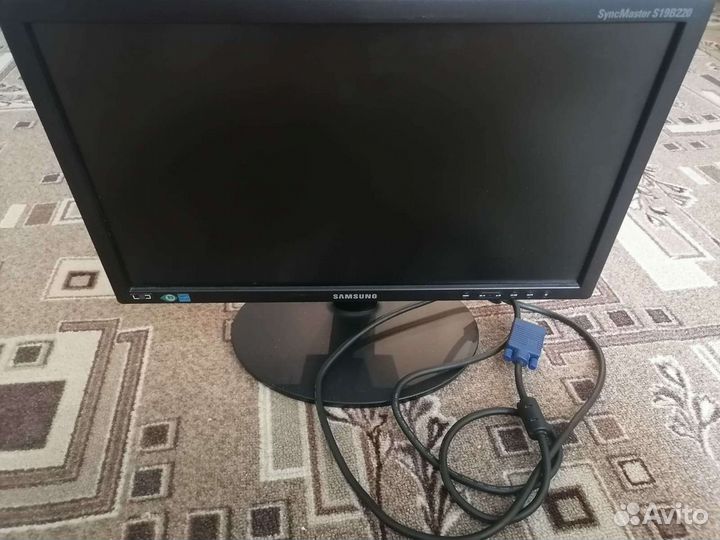 Монитор Samsung syncmaster