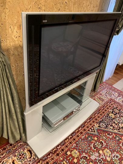 Телевизор плазма Panasonic TH-42PA30 с тумбой