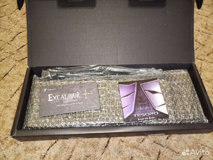 Механическая клавиатура Tesoro Excalibur Spectrum