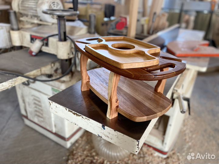 Винный столик