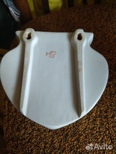 Кашпо для цветов подвесное