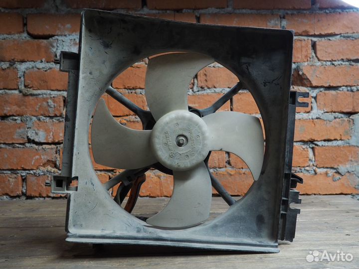 Вентилятор радиатора Subaru Legacy