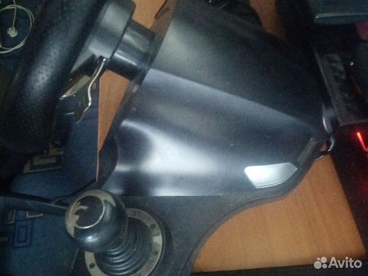 Игровой руль Oklick W-3 Sportline