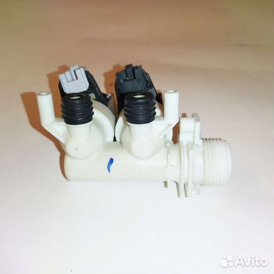 Машина Whirlpool fwsg61053wru по запчастям