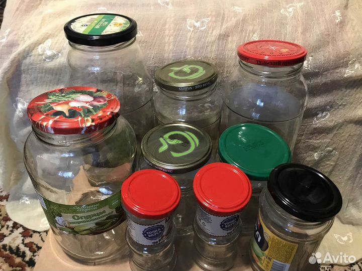 Банки с винтовыми крышками. Цена за все
