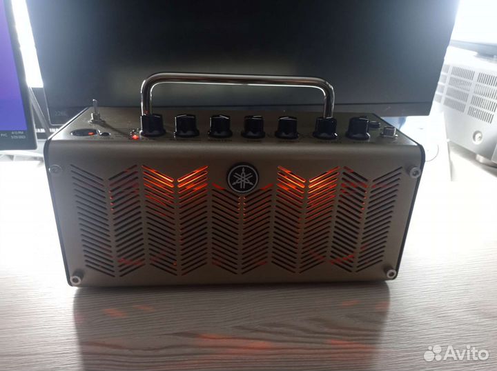 Комбоусилитель yamaha THR5A