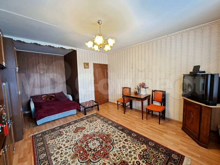 1-к. квартира, 42 м², 8/12 эт.