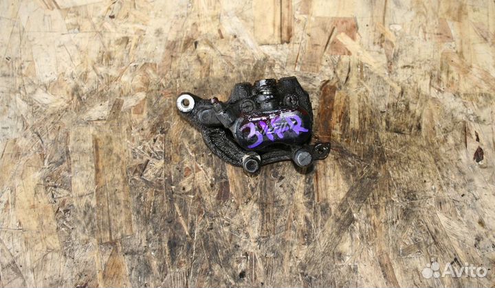 Суппорт передний правый Honda CBR250F