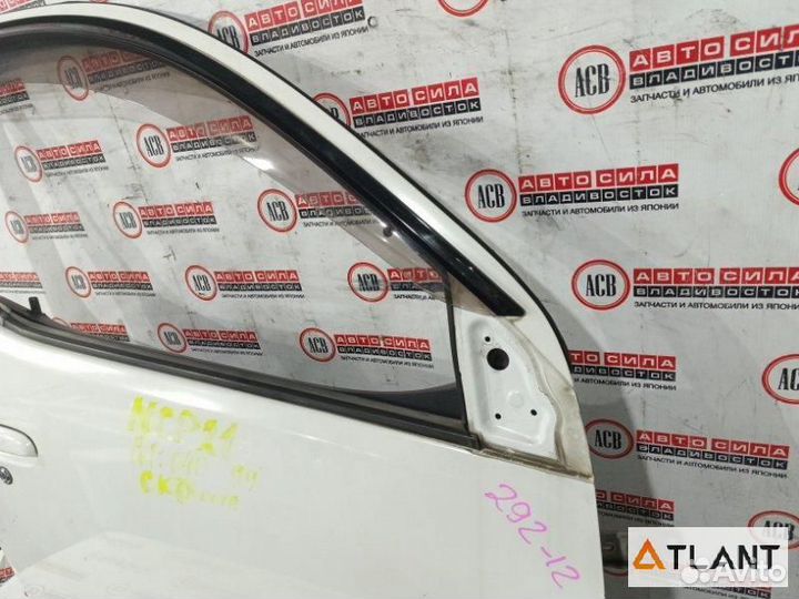 Дверь передний правый toyota funcargo