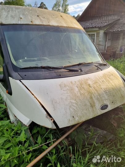 Форд тразит