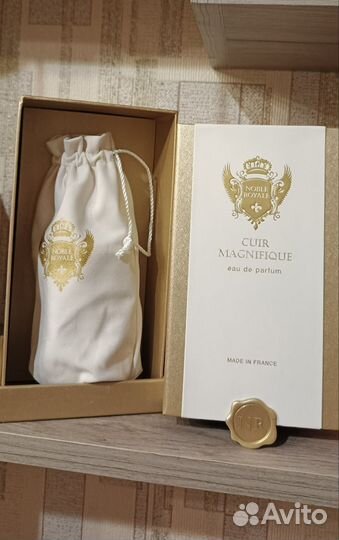 Noble royale Cuir Magnifique