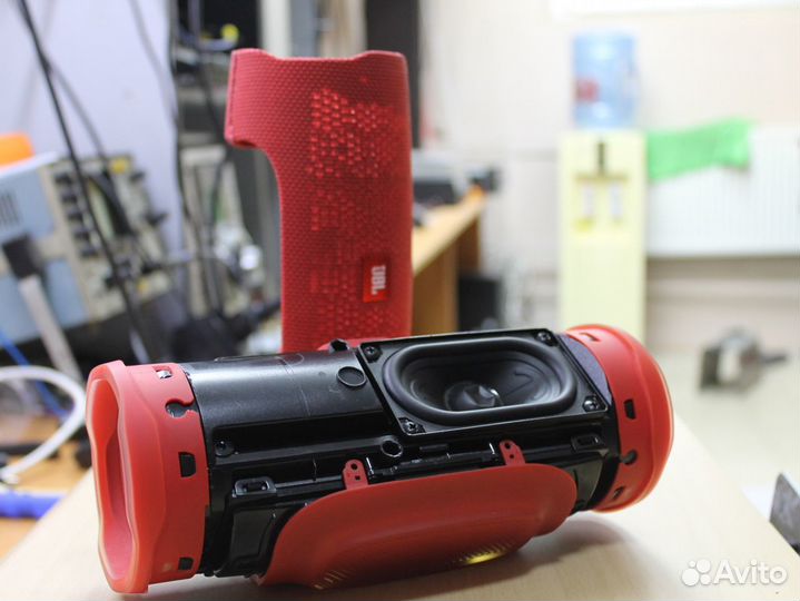 Ремонт колонок JBL и других брендов