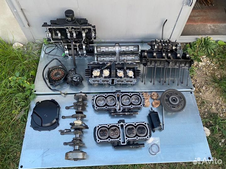 Запчасти мотора 4YR Yamaha FZ400 1997