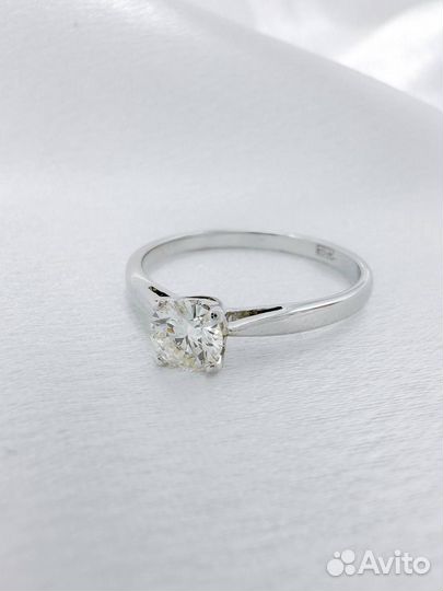 Золотое кольцо с бриллиантом 0.4 ct 750 / 1.95 гр