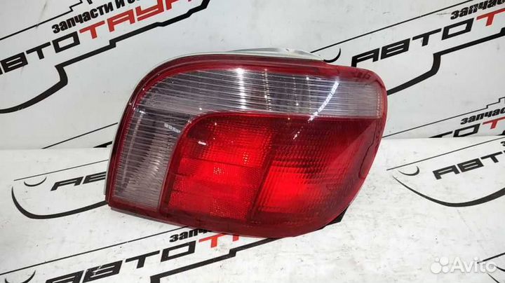 Фонарь toyota vitz NCP10 NCP13 NCP15 SCP10 SCP13 5