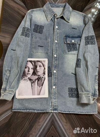 Джинсовая рубашка