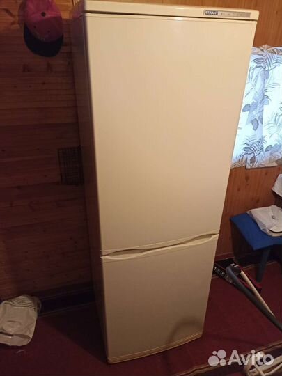 Холодильник атлант бу