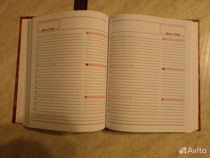 Ежедневник новый в старинном стиле