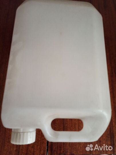 Канистра пластиковая для воды 5л