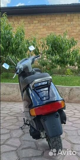 Honda lead 90
