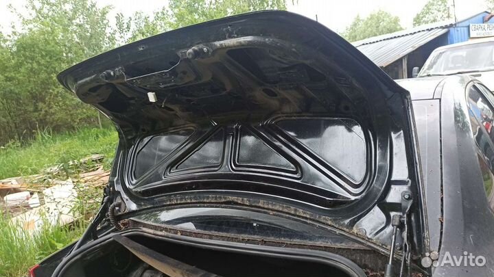 Крышка багажника Форд Фокус 2